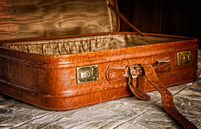 2. Materiál a odolnost: Tipy pro výběr kvalitního kufru do letadla