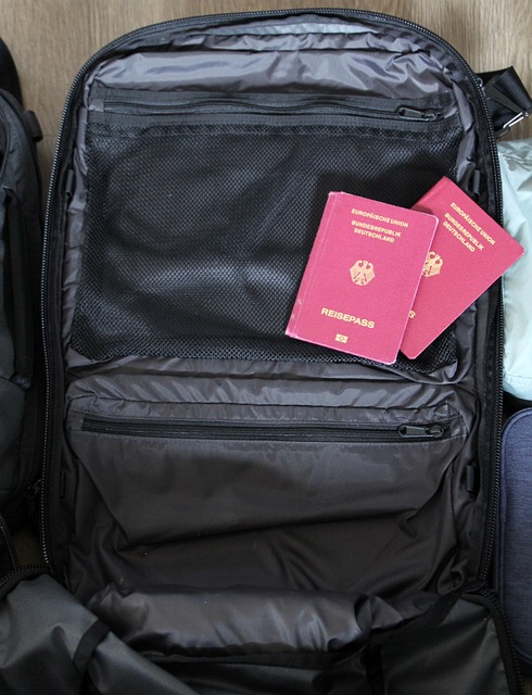 9. Příruční zavazadlo a osobní předměty: Co můžete nosit s sebou na palubě letadla Ryanair?