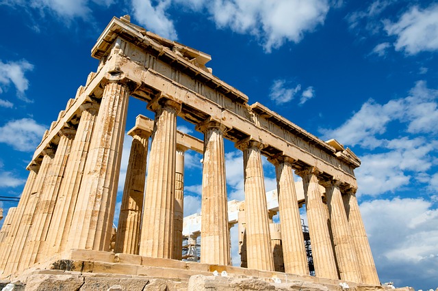 5. Náboženství a kult v řeckém městském státu: Příkladem je Akropolis a slavný Parthenón