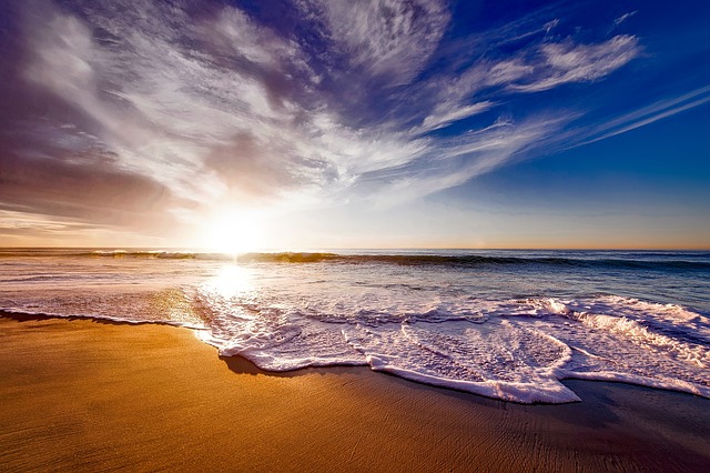 1. Krásné pláže ​a klidné místa pro levnou dovolenou ⁤u moře 2021