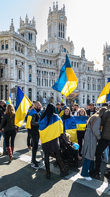 5. Informujte se‌ o‍ aktuální politické situaci a vyhněte se oblastem s výskytem ‍konfliktů