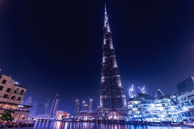 Luxusní zábava a noční život v Dubaji: Kdy a kam vyrazit?