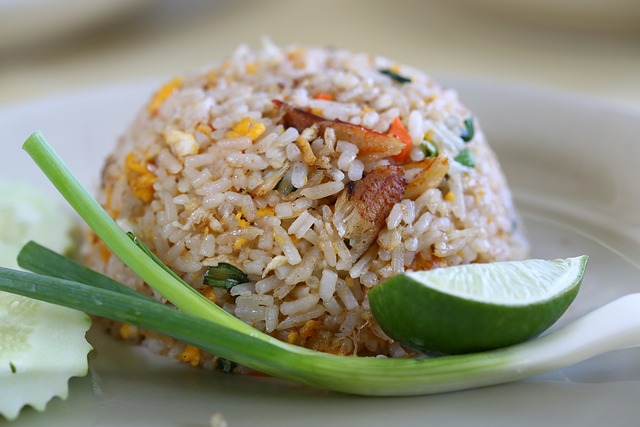 2. Přehlídka thajské kuchyně: Vychutnejte si exotická jídla plná chutí a vůní